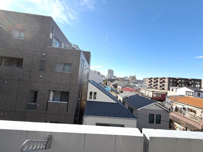 物件内観写真17　(室内からの展望)