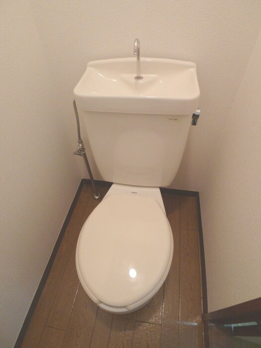 物件内観写真16　(トイレ)