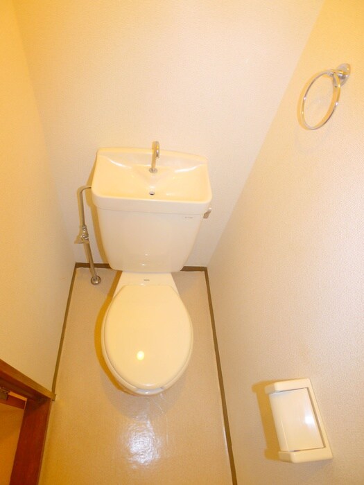 物件内観写真18　(トイレ)