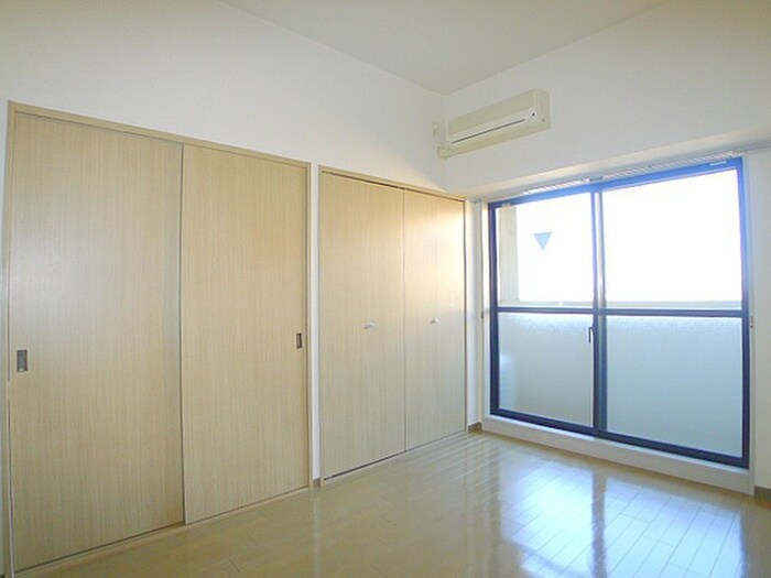 物件内観写真11　(居室)