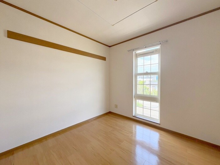 物件内観写真4　(居室)