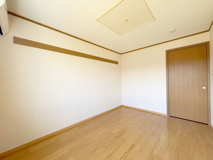 物件内観写真5　(居室)