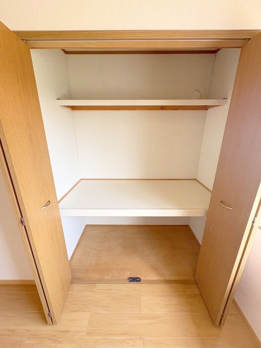 物件内観写真7　(収納)