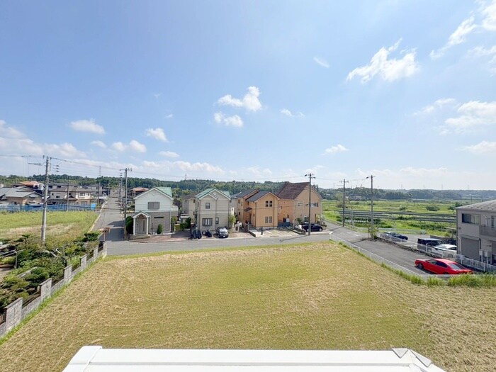 物件内観写真18　(室内からの展望)