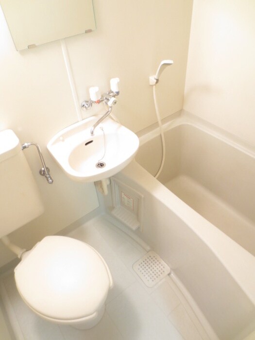 物件内観写真12　(バス／シャワールーム等)