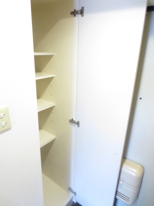 物件内観写真16　(靴箱)