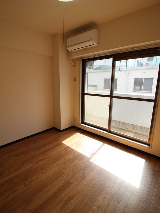 物件内観写真17　(居室)