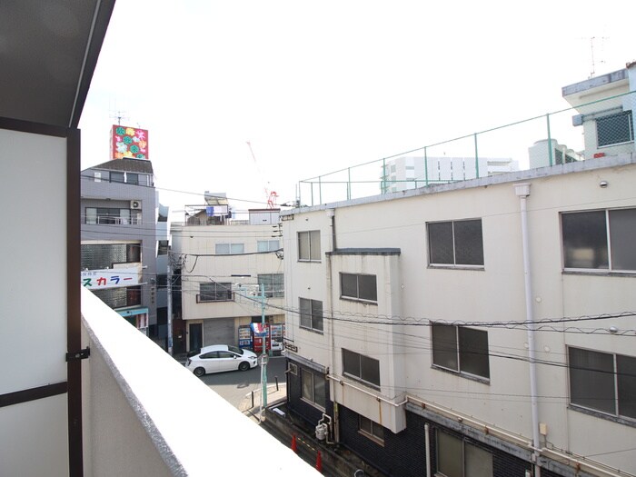 物件内観写真22　(室内からの展望)