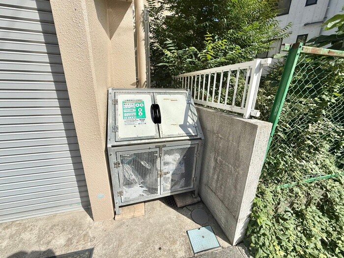物件外観写真4　(建物設備)