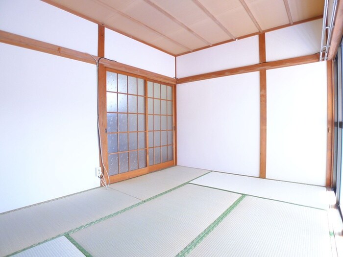 物件内観写真5　(居室)