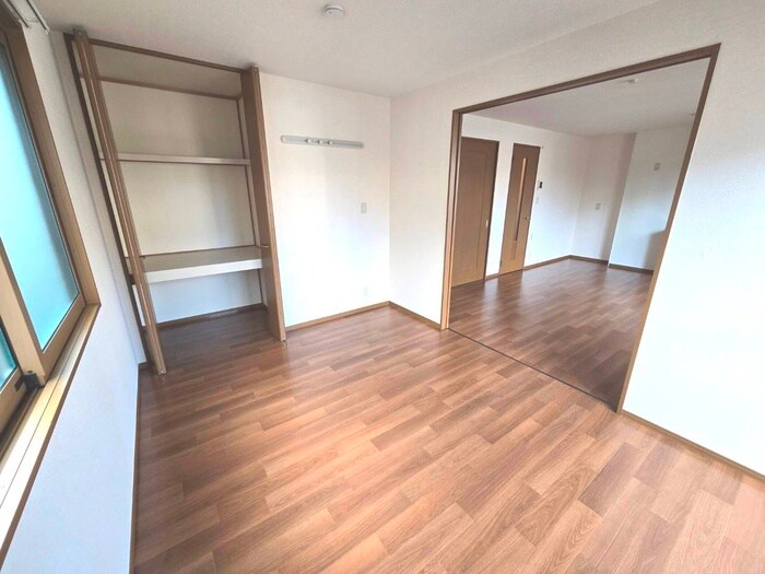 物件内観写真15　(居室)