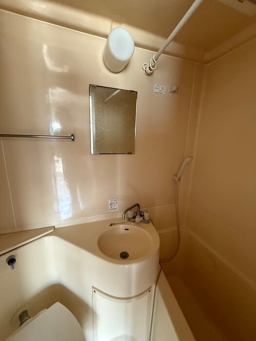 物件内観写真11　(洗面)