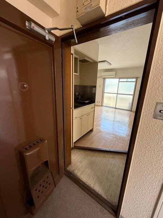 物件内観写真20　(玄関)