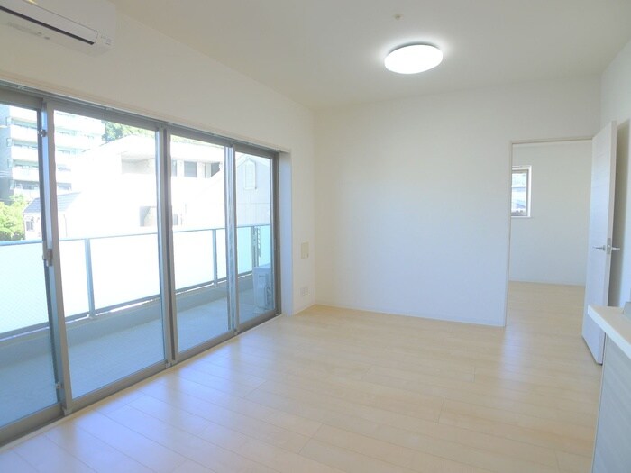 物件内観写真10　(ベランダ・バルコニー)