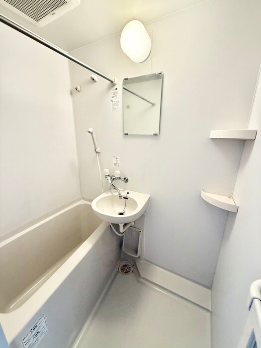 物件内観写真10　(バス／シャワールーム等)