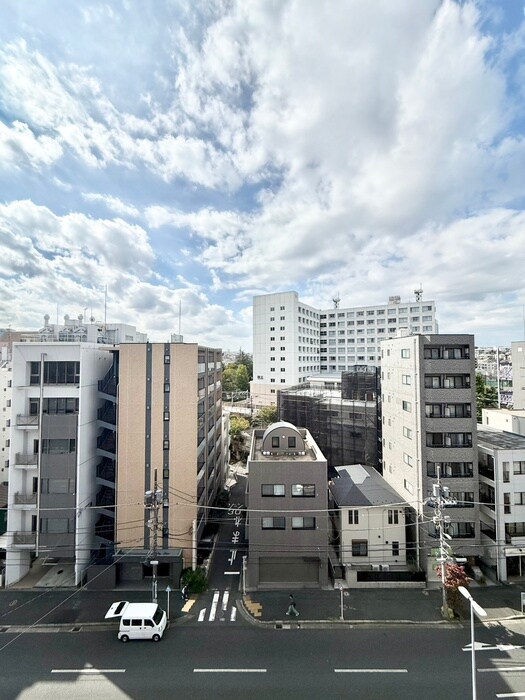 物件内観写真15　(室内からの展望)