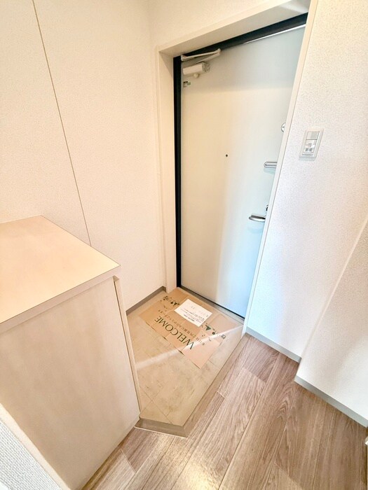 物件内観写真17　(玄関)