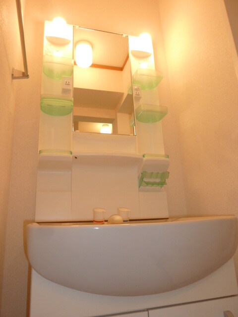 物件内観写真12　(洗面)