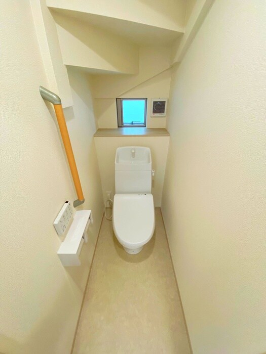 物件内観写真9　(トイレ)