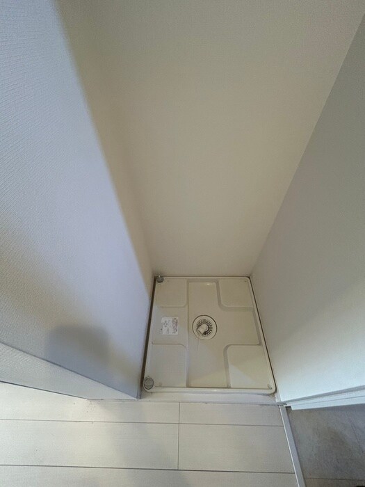 物件内観写真15　(洗濯機置場)