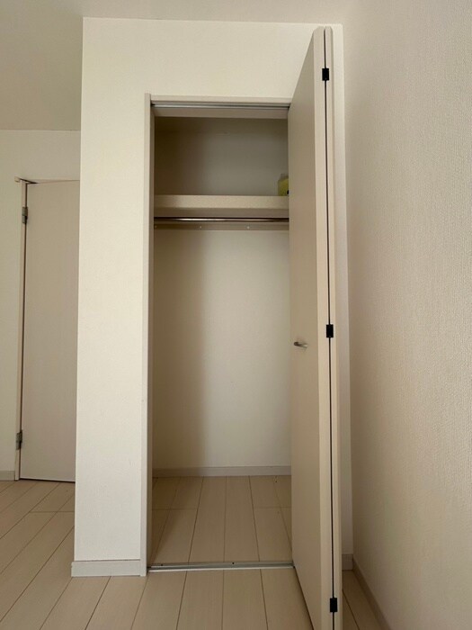 物件内観写真18　(収納)