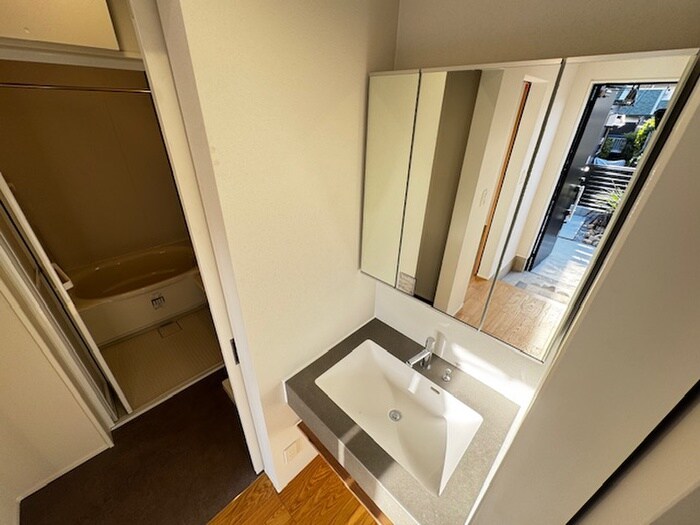 河村貸家（東６）の洗面