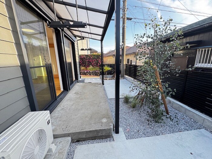 物件内観写真22　(室内からの展望)