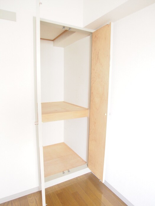 物件内観写真9　(収納)