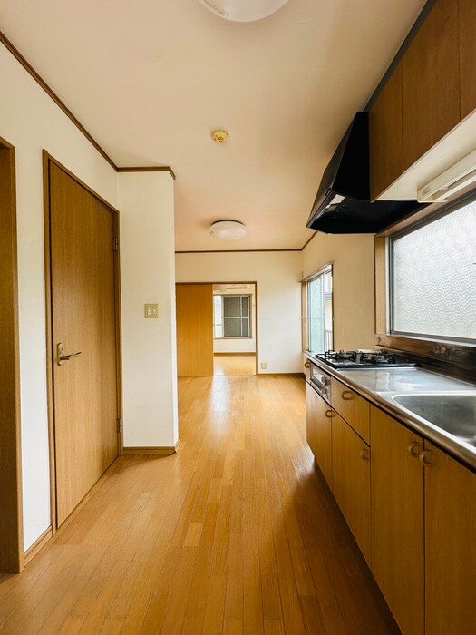 物件内観写真21　(廊下)