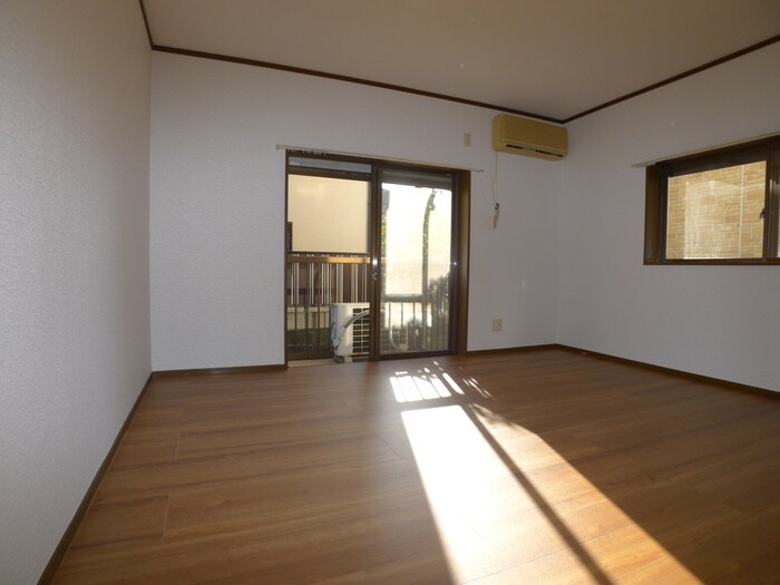 物件内観写真11　(居室)