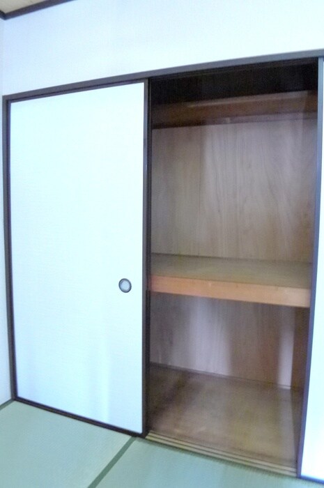 物件内観写真11　(収納)