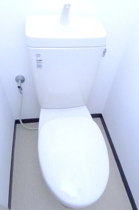 物件内観写真15　(トイレ)