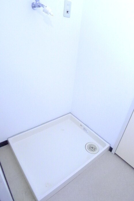 物件内観写真21　(洗濯機置場)