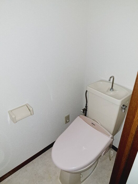 物件内観写真16　(トイレ)