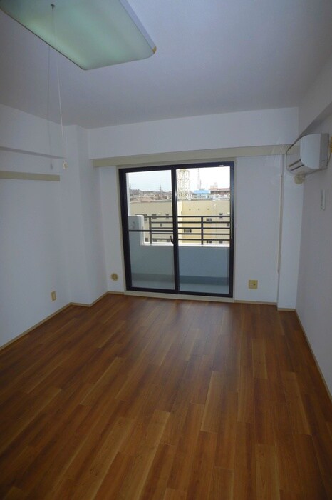 物件内観写真9　(居室)