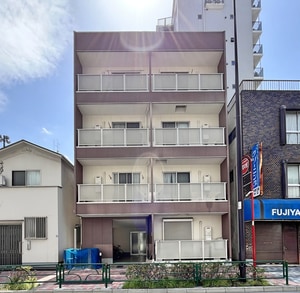 アンプルールフェール茂木外観写真