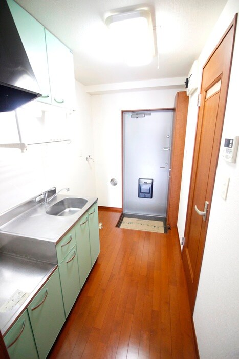 物件内観写真18　(玄関)