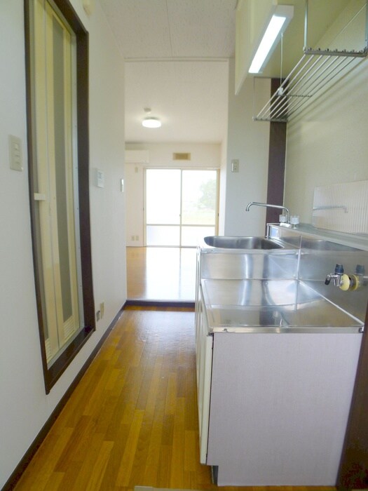 物件内観写真17　(廊下)