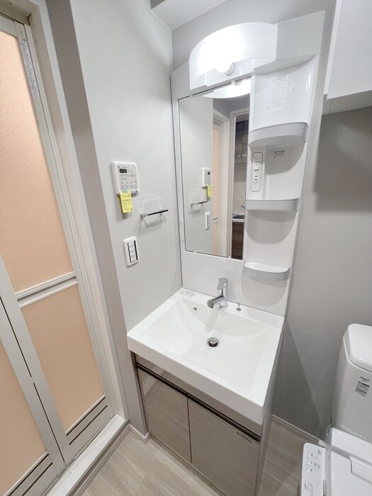 物件内観写真12　(洗面)