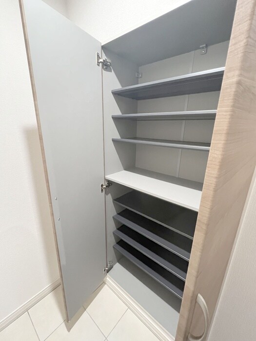 物件内観写真22　(靴箱)