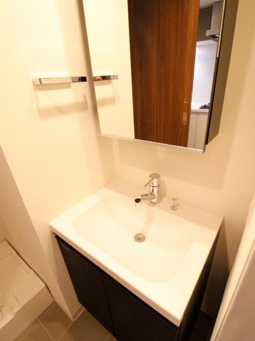 物件内観写真13　(洗面)