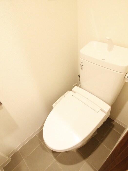 物件内観写真15　(トイレ)