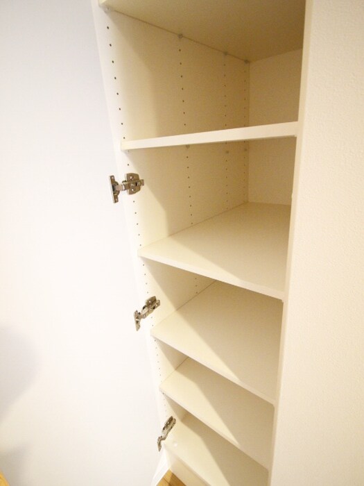 物件内観写真21　(収納)