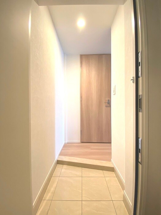 物件内観写真17　(玄関)