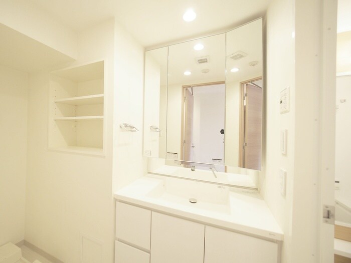 物件内観写真13　(洗面)