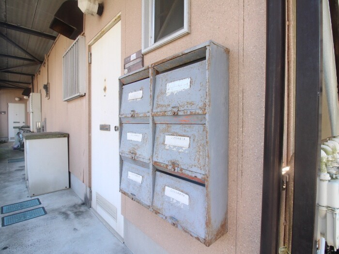 物件外観写真4　(建物設備)