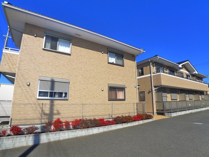 物件外観写真3　(外観写真)