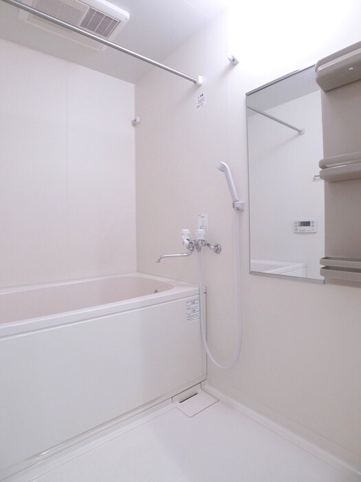 物件内観写真12　(バス／シャワールーム等)