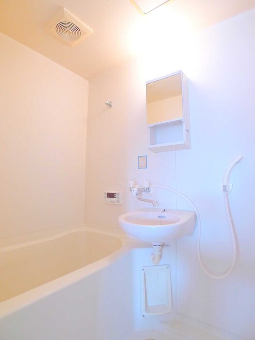 物件内観写真14　(バス／シャワールーム等)