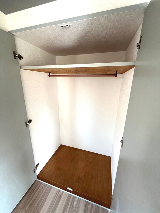 物件内観写真12　(収納)